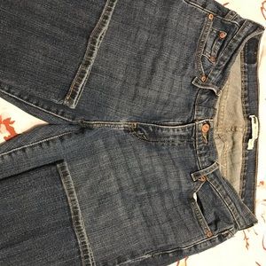 Like New Levi 529 Curvy Bootcut Jeans size 14M